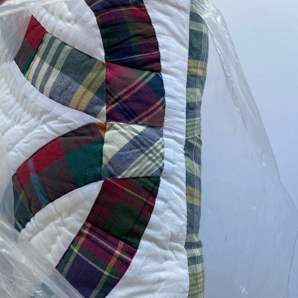 NWT Wedding Ring Tartan Quilted Square Pillow Cover And Form Tie Closures - Picture 9 of 10